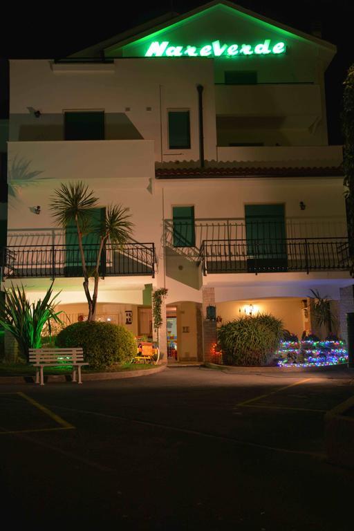 Residence Mare Verde Pietra Ligure Dış mekan fotoğraf