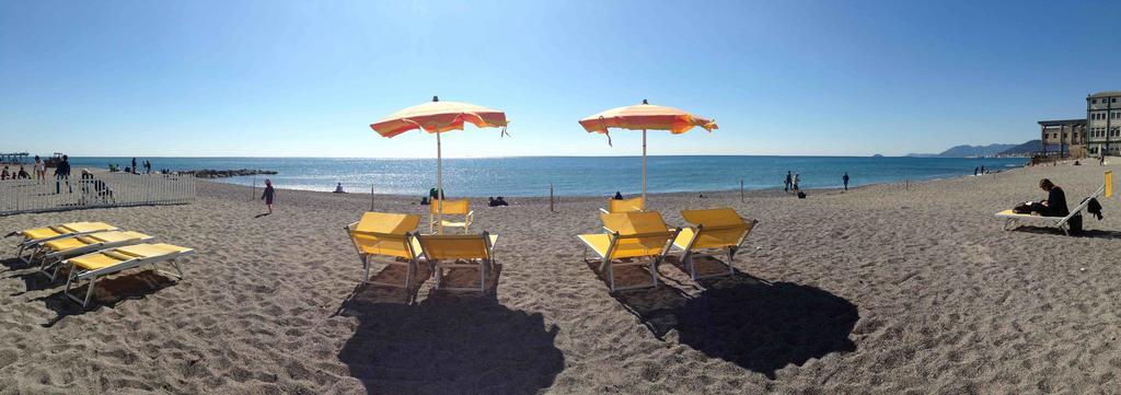 Residence Mare Verde Pietra Ligure Dış mekan fotoğraf